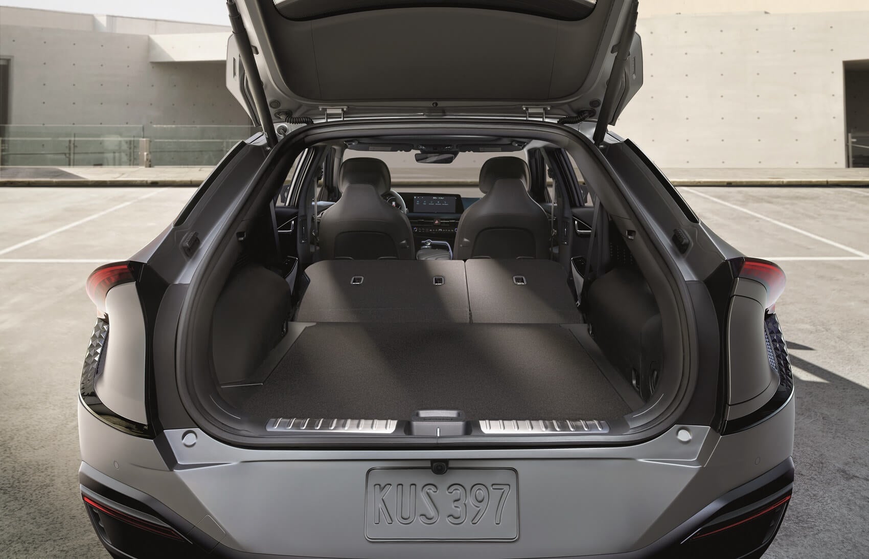 Kia EV6 GT Interior Seating & Dimensions